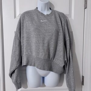 Nike Heather Gray Sweatshirt